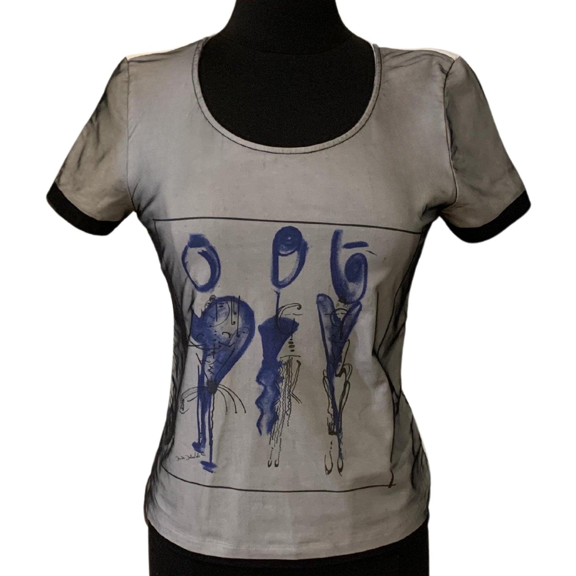 Elisa Cavaletti short-sleeve top, designed in Capri, Italy by Daniela Dallavalle
