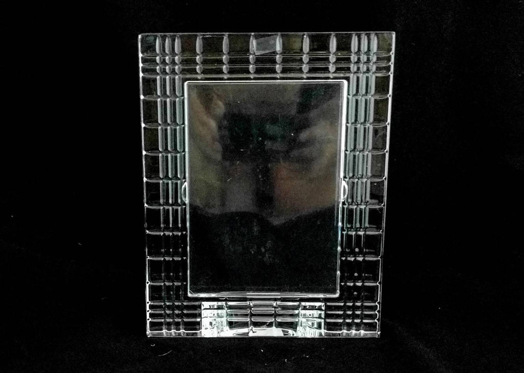 Vintage REED and BARTON Temp Picture Frame, Antique Photo Display, Elegant Home Decor, Mid-Century Design & Gift Idea