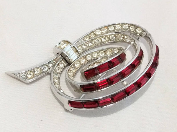 Vintage Marcel Boucher swirl brooch, ruby red and clear rhinestones, signed 5579 - Boucher fine jewelry accessory