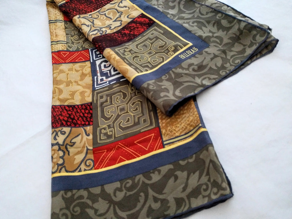 BILL BLASS Silk Scarf - Gorgeous Large Quilt Pattern Care de Soie - Vintage Fashion Accessory for Women