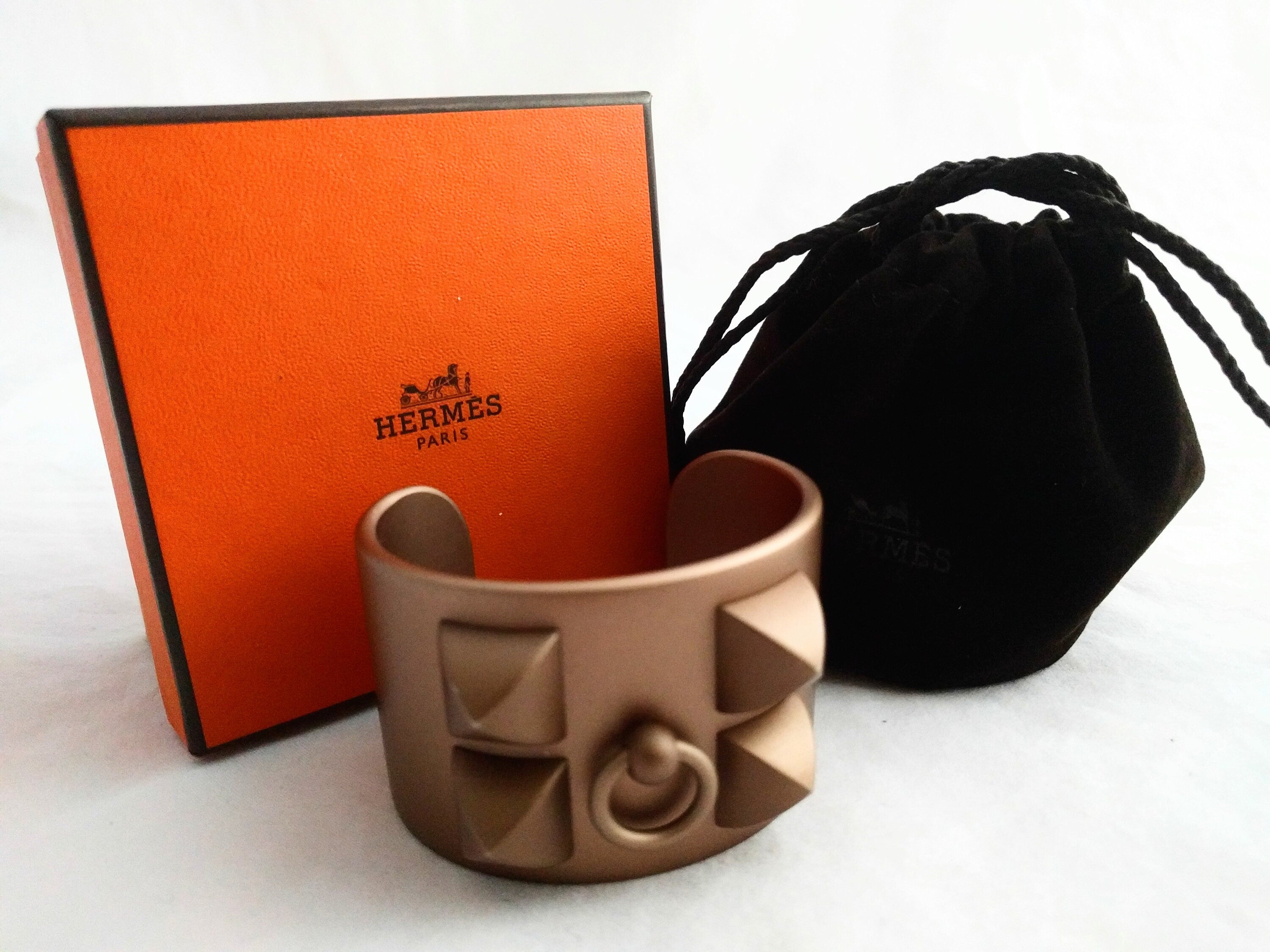 Buy rare Hermes luxury cuff bracelet with original box and protective pouch