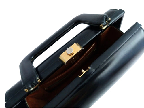 Classic Royal Ternera vintage purse, black leather top-handle bag, clean interior
