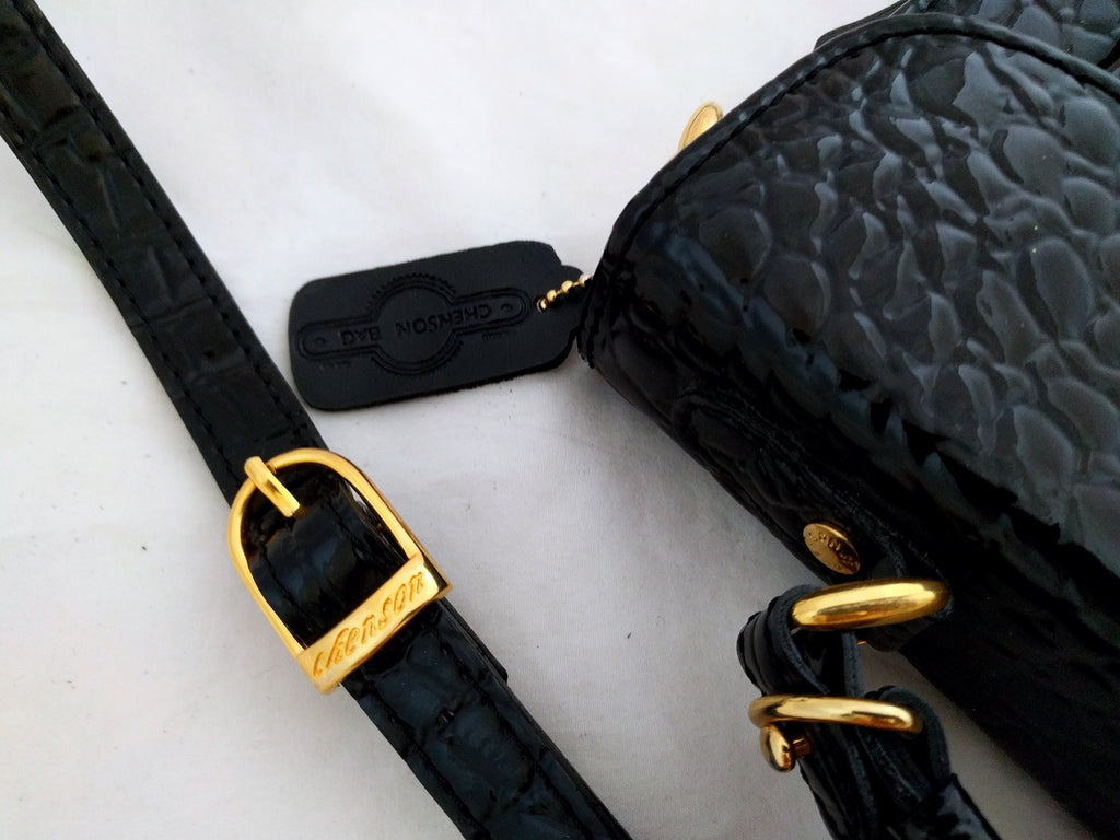 Vintage Chenson Black Embossed Leather Handbag – Crocodile-Embossed Shoulder Bag with Removable Strap, 1980s Designer Purse