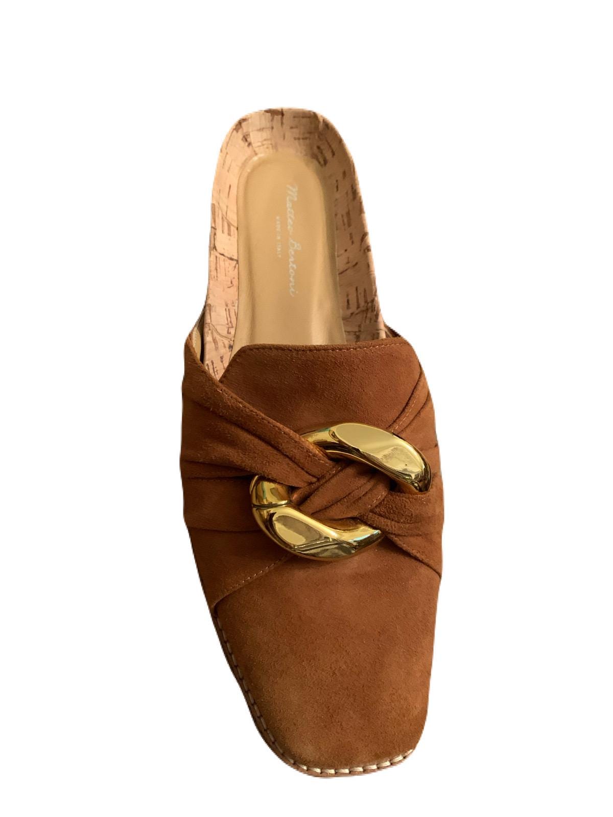 Luxury women&#39;s brown suede mules, never worn, Matteo Bertoni