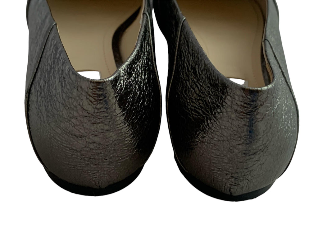 Studded bow ballet flats
Italian designer flats