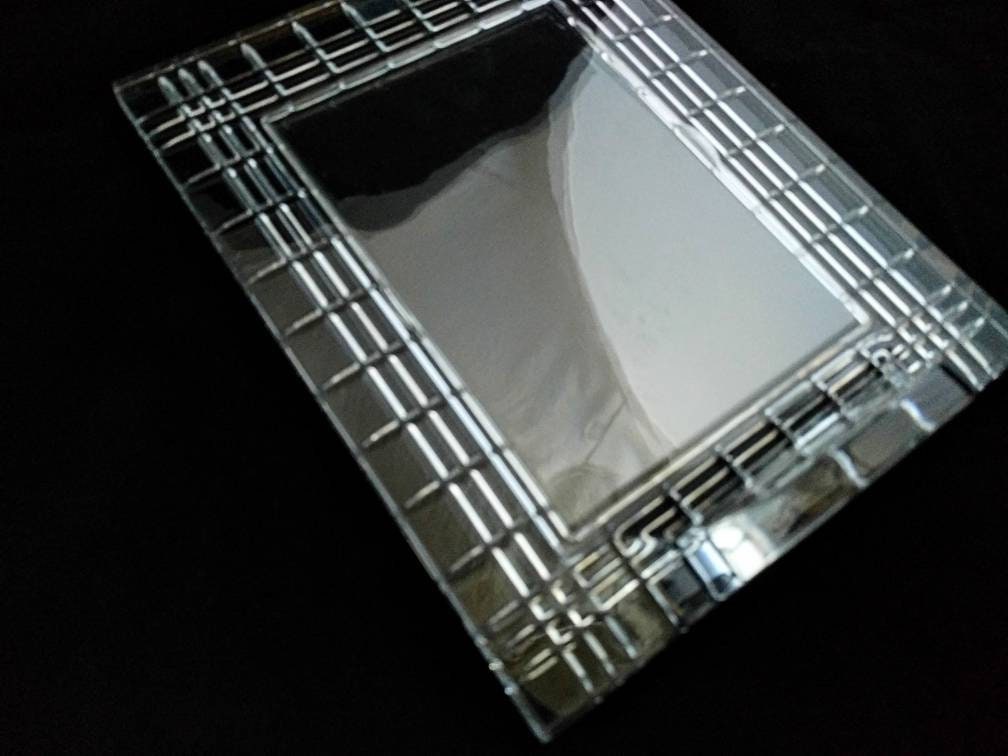 Vintage REED and BARTON Temp Picture Frame, Antique Photo Display, Elegant Home Decor, Mid-Century Design & Gift Idea