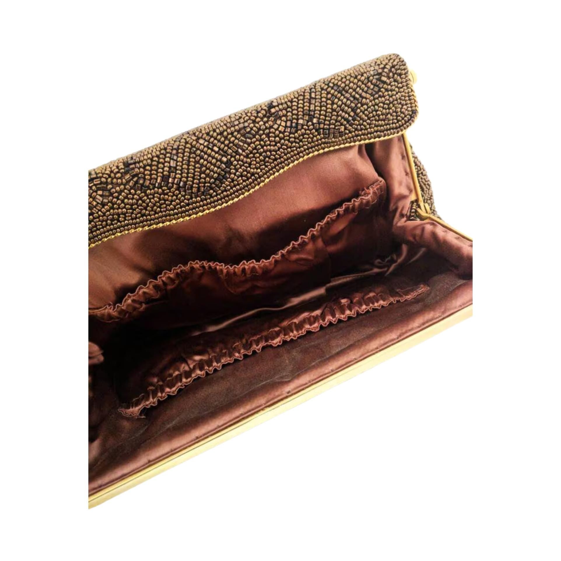 Vintage 1940s Beaded Evening Bag – Floral Design, Micro Glass Beads, Gold Clasp, Scalloped Frame