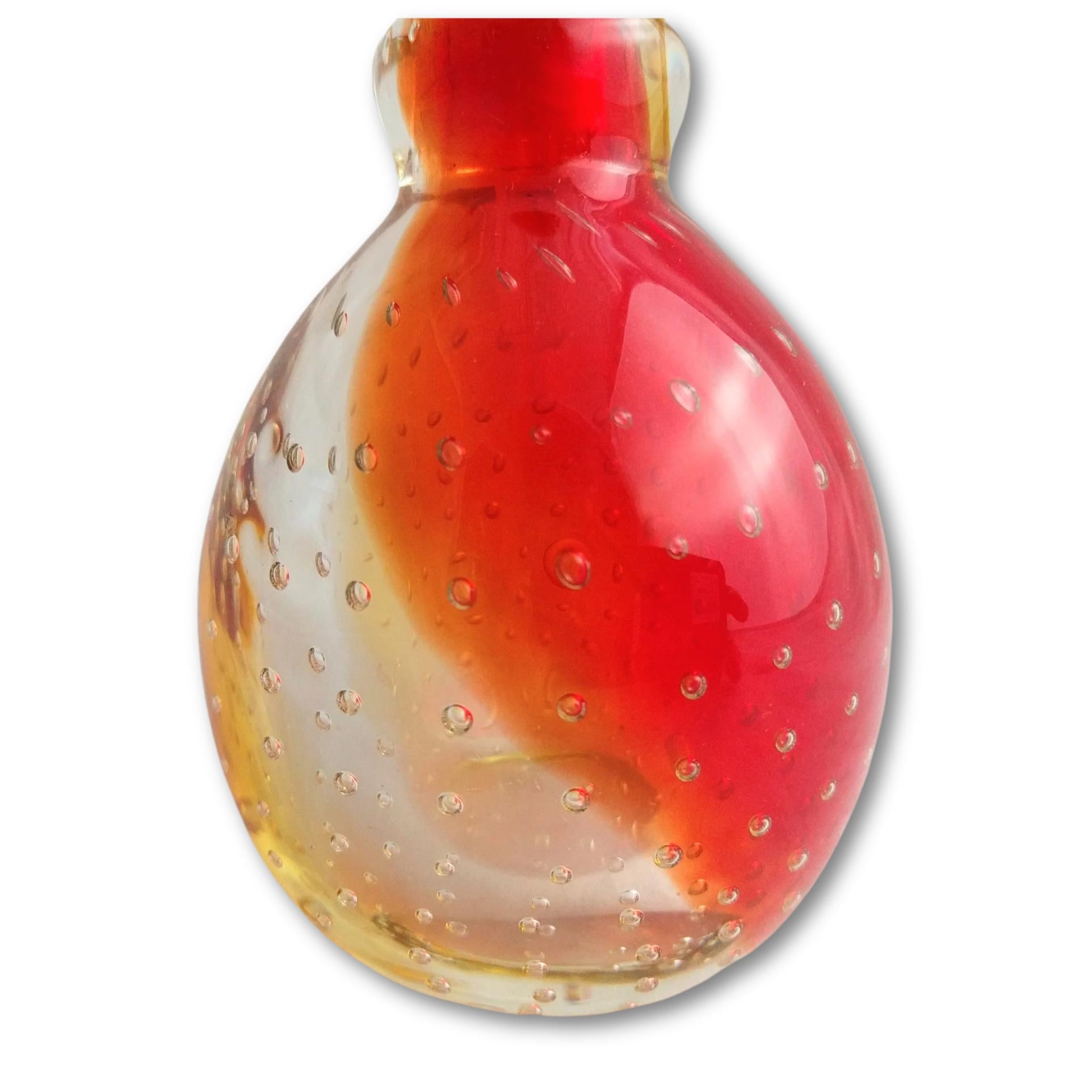 Rare red-accented Murano perfume bottle, vintage collector’s piece - Rare Murano glass perfume bottle