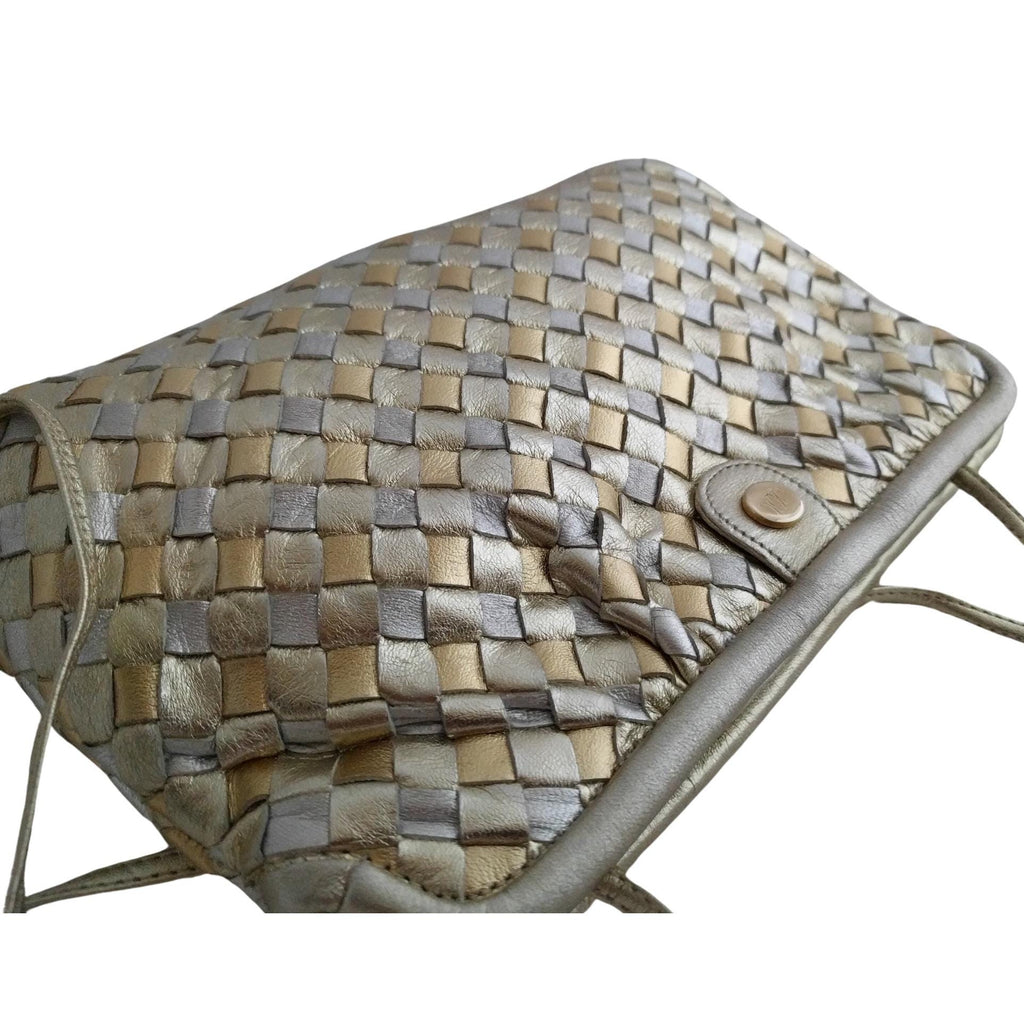 Vintage Morris Moskowitz metallic woven leather shoulder bag, silver & gold-toned
- Rare 1980s Morris Moskowitz designer clutch with pop-open tension frame