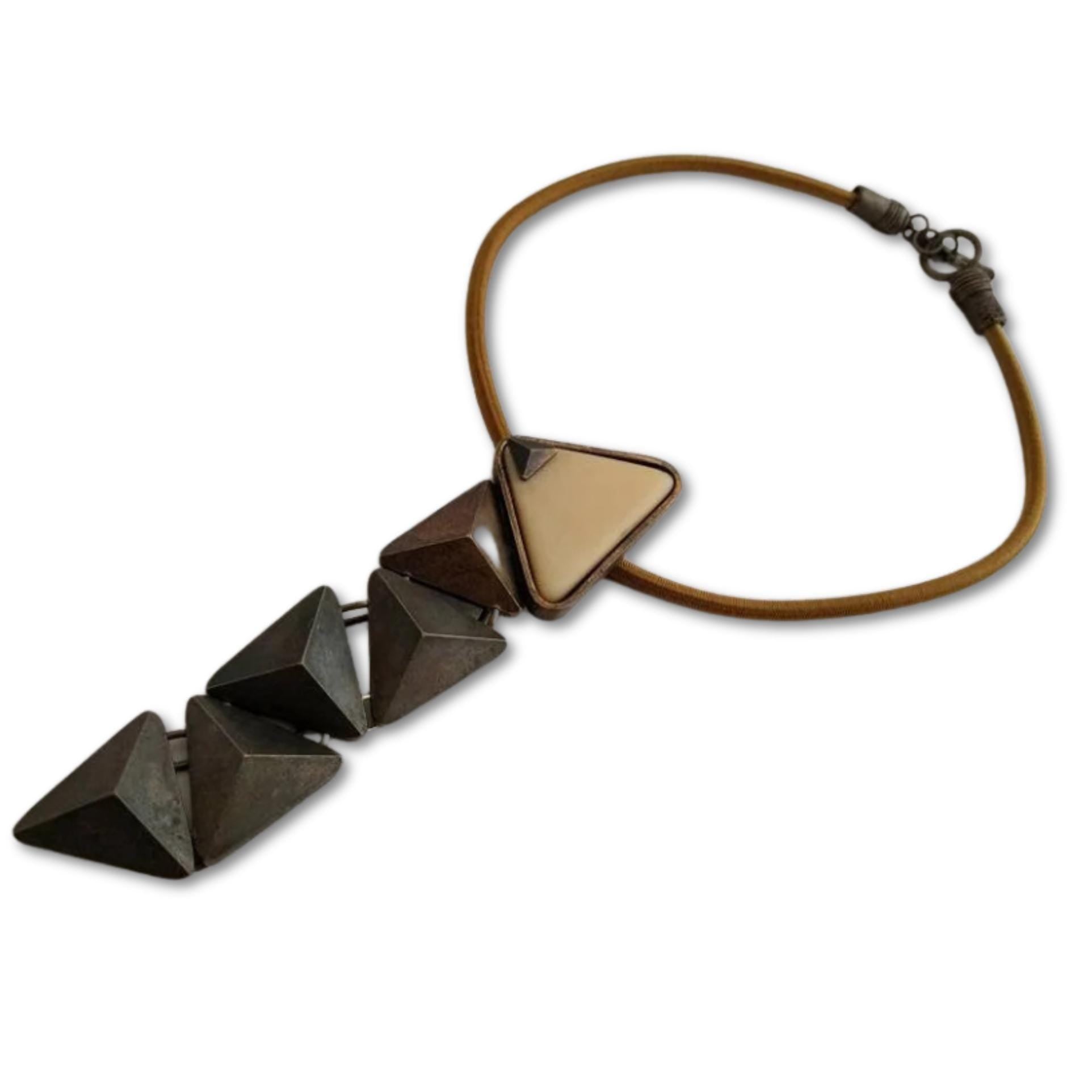 La Tribu Rigaux French modernist pendant necklace, 1990s, black elastic, stone, metal