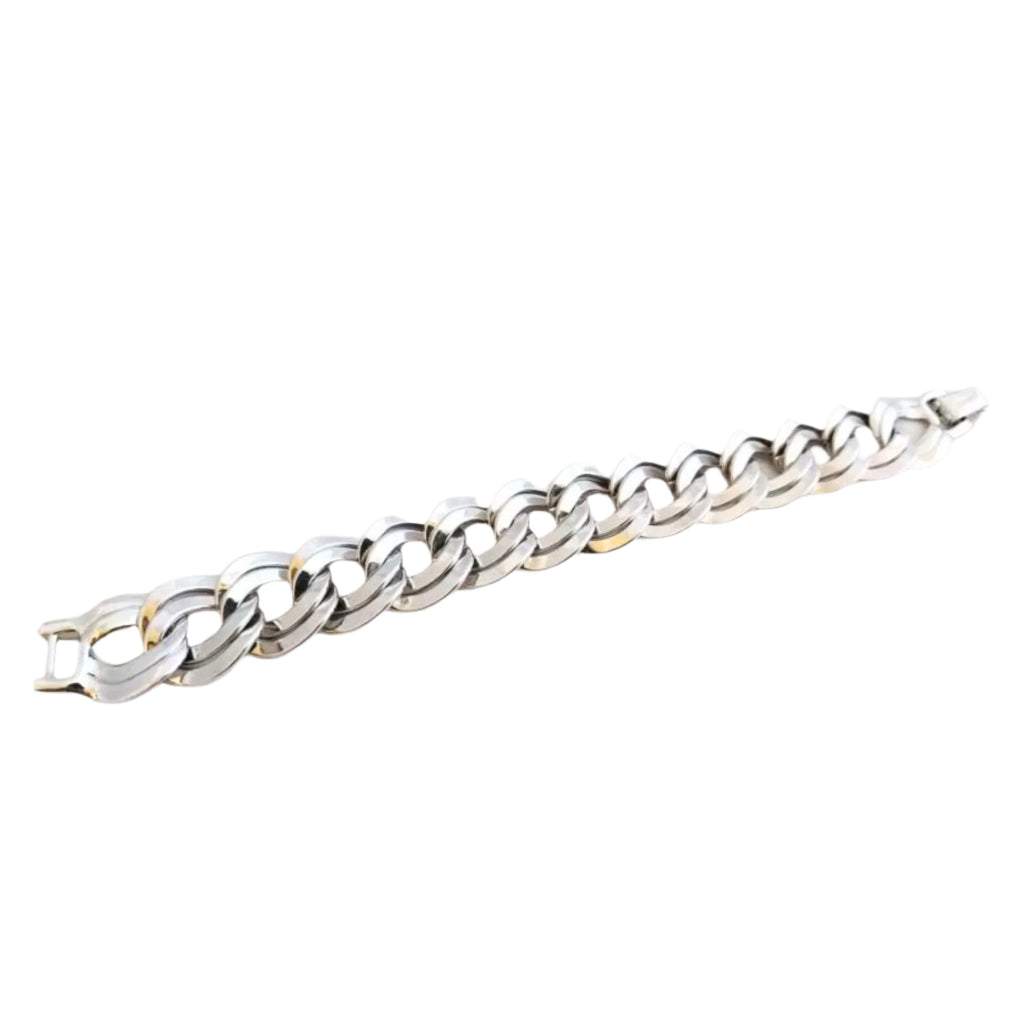 Stylish vintage MONET chain bracelet, 7.5-inch long double link design, oversized chain links