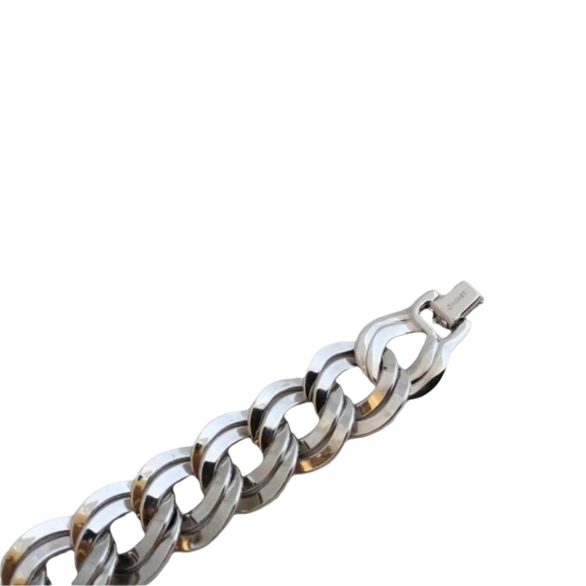 Vintage MONET double link chain bracelet with oversized interlocking links, 7.5 inches long, signed MONET