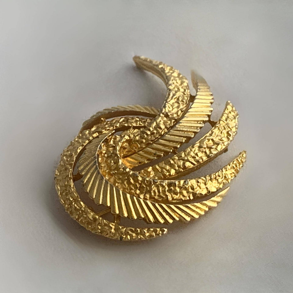 Textured gold leaf brooch, vintage burnished gold pin, wing-shaped design, 2.5 inches
