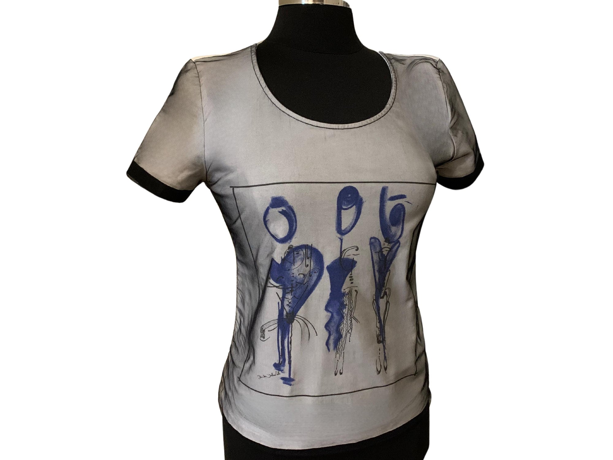 Elisa Cavaletti short-sleeve top, designed in Capri, Italy by Daniela Dallavalle
