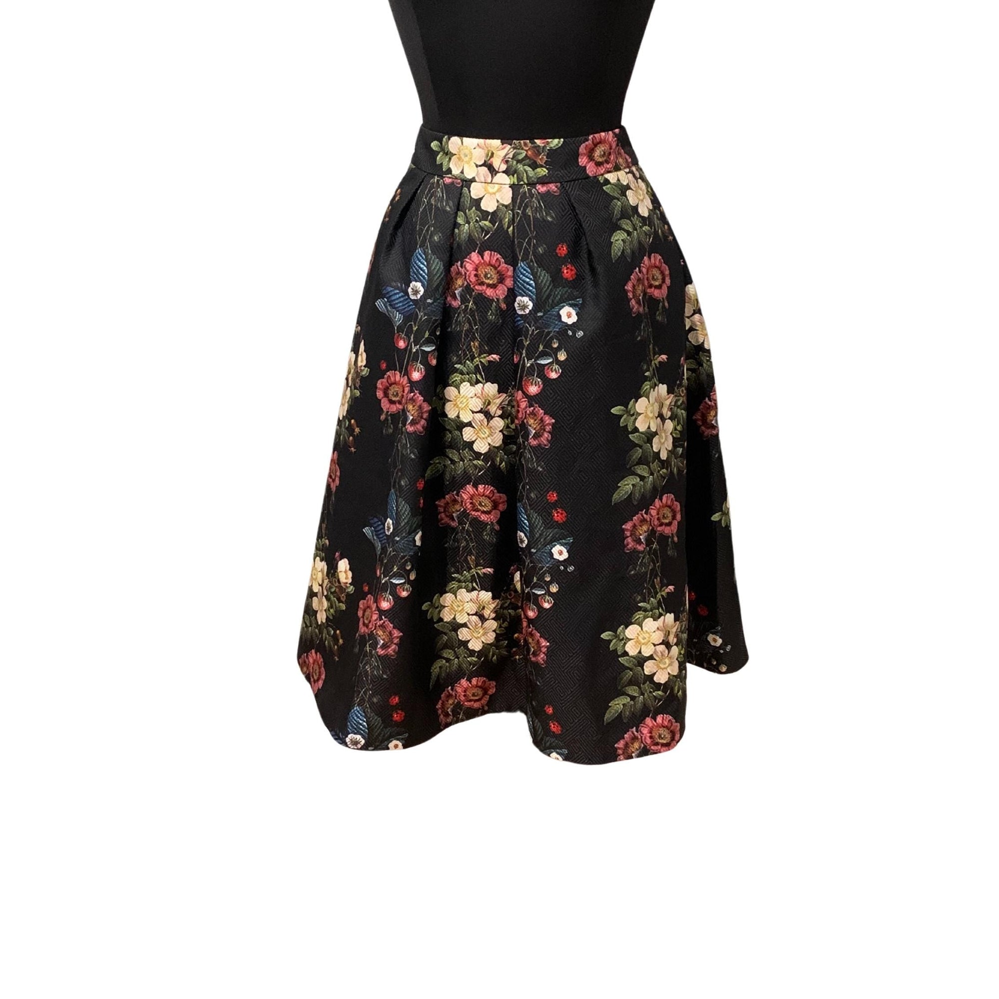 Luxury Ted Baker floral jacquard skirt, high-rise waist, structured pleats, fully lined