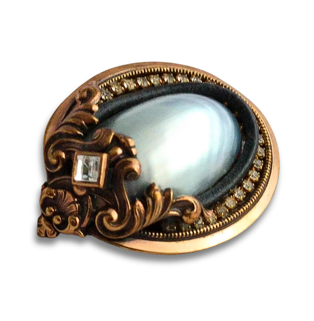 Collectible Bulatti pearl and silver-tone brooch, handmade Dutch craftsmanship