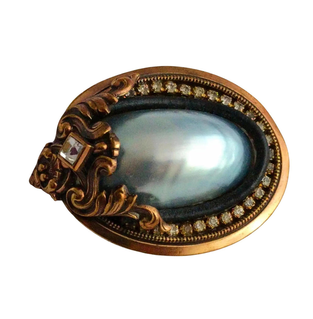 Luxury vintage Bulatti brooch, silver-plated with pearl, bold artistic design