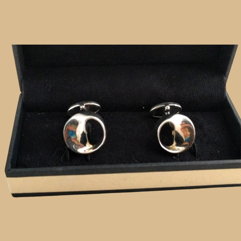 Links of London Sterling Silver Eternity Ribbon Cufflinks – T-Bar Design, Original Box, Classic Men’s Accessory