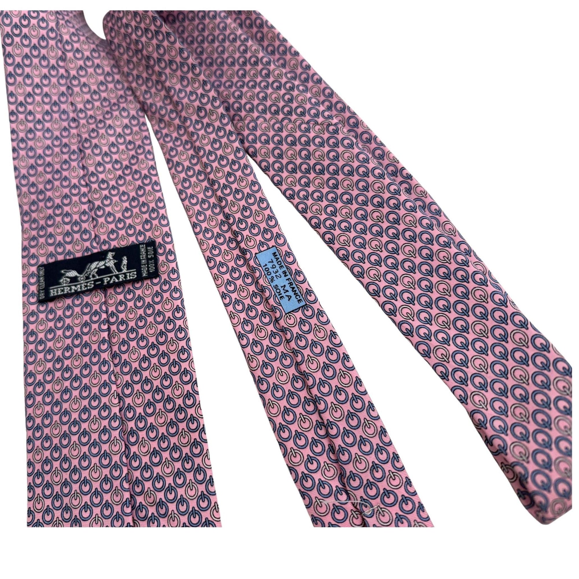 HERMES Paris tie Archival Silk tie Lavender Wheat & Seed Hermes tie with Wheat and Seed motif silk tie