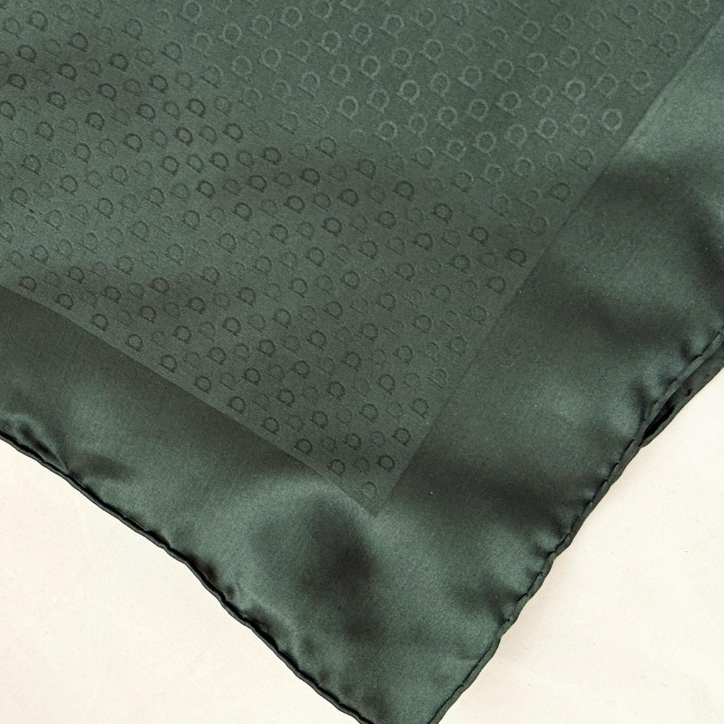 Ferragamo hand-rolled silk pocket square, 41 cm, made in Italy, hunter green - New condition