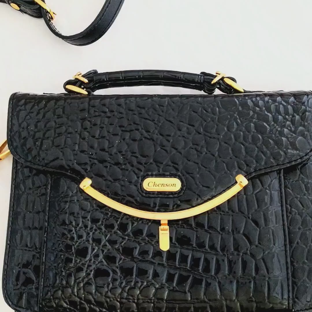 Vintage Chenson Black Embossed Leather Handbag – Crocodile-Embossed Shoulder Bag with Removable Strap, 1980s Designer Purse
