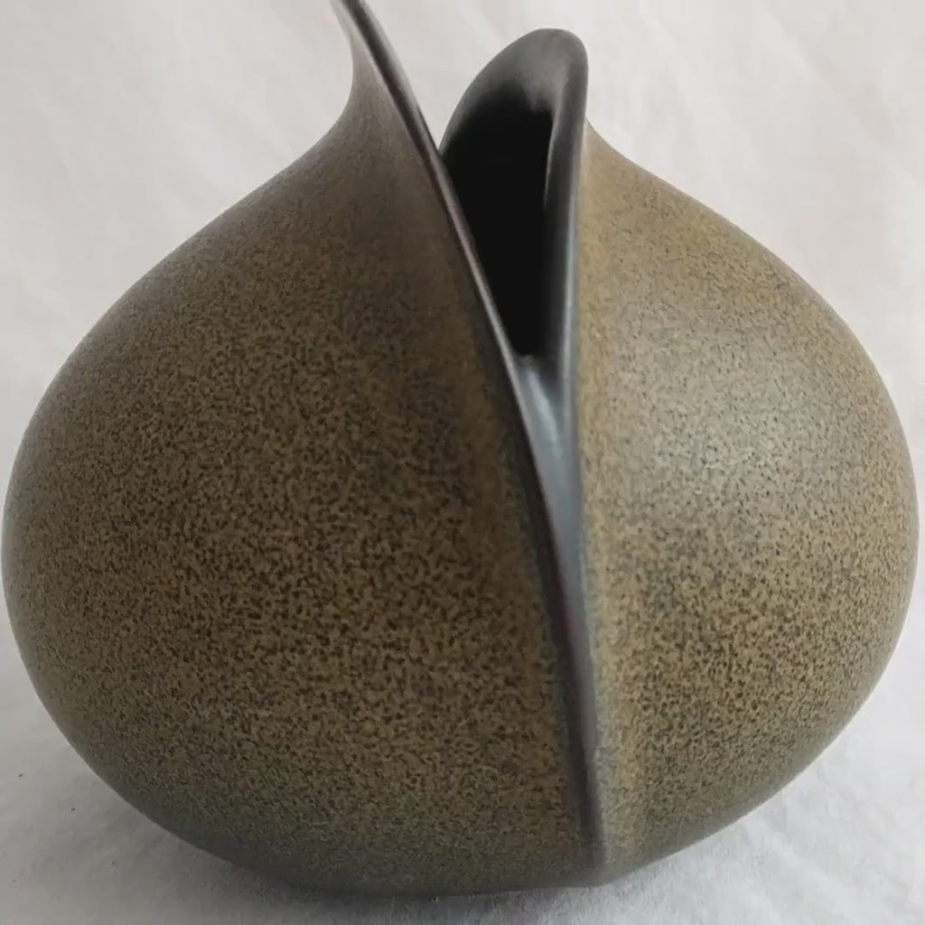 Rosenthal Studio Line Venus Vase by Uta Feyl – Late 70s Collectible Ceramic, Sculptural Ovoid Design