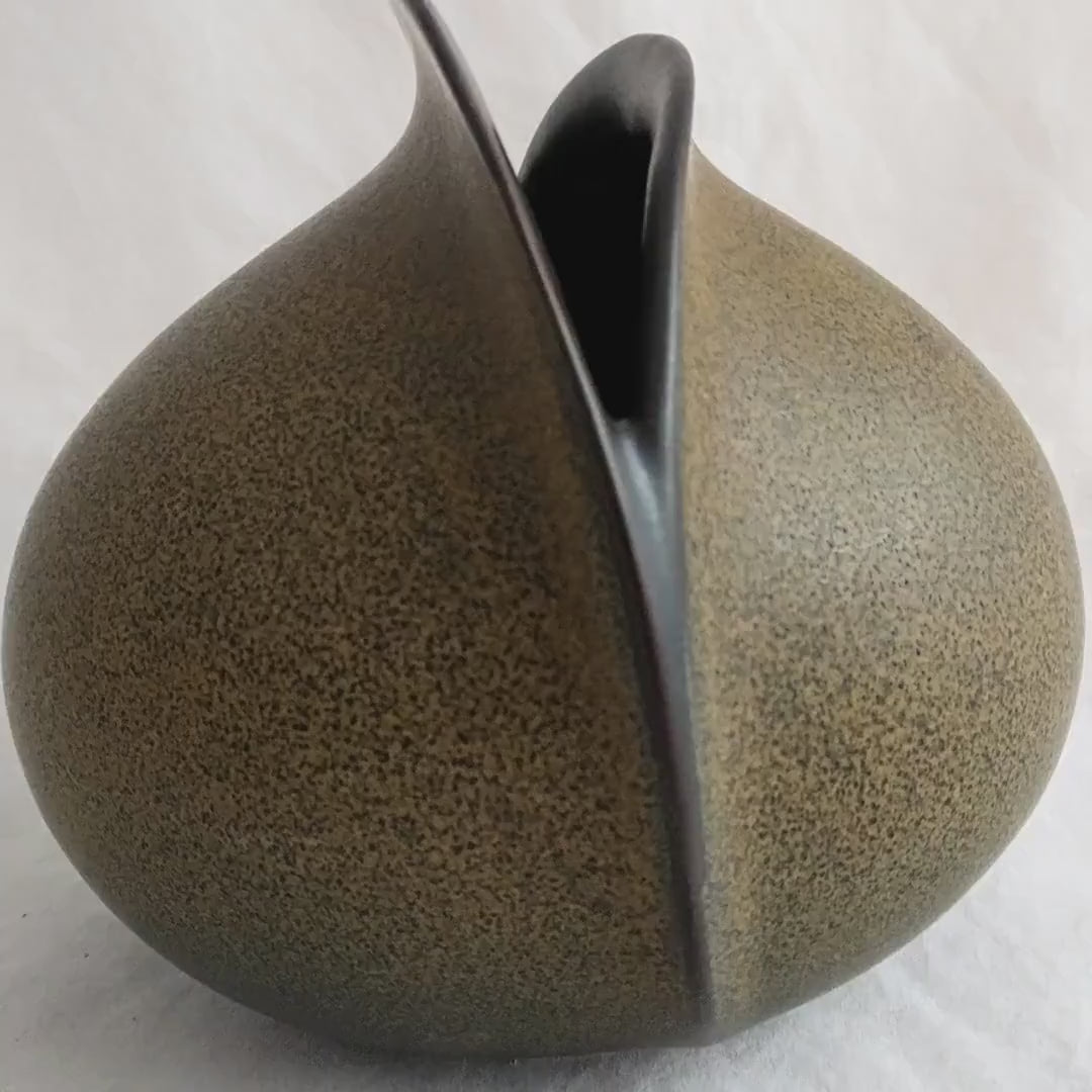 Rosenthal Studio Line Venus Vase by Uta Feyl – Late 70s Collectible Ceramic, Sculptural Ovoid Design