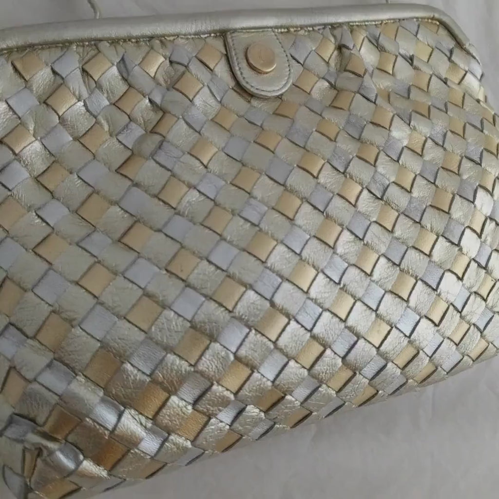 Vintage Morris Moskowitz Metallic Leather Woven Shoulder Bag 80s Small Crossbody Clutch, Silver & Gold, Pop-Open Frame, High-Quality Design